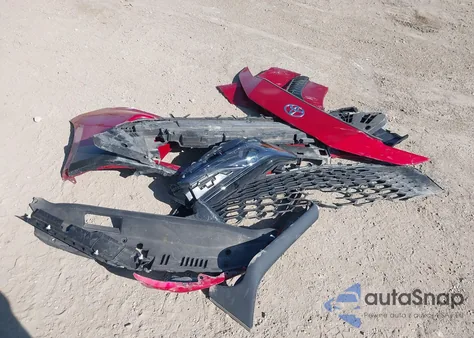 2025 Toyota Camry Se z USA, uszkodzony, nr VIN 4T1DAACK8SU023275